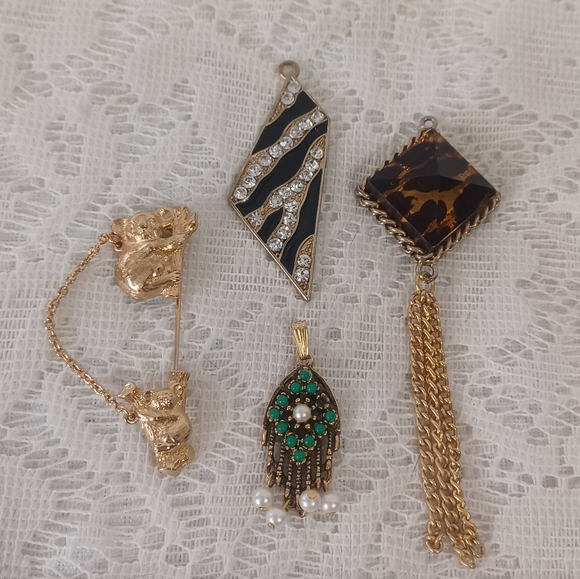 Vintage Jewelry - Jungle Jewlery Bundle